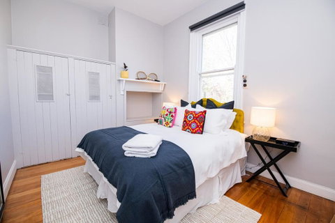 The Byng House Grand And Central, Entertain 12 - Accommodation in Surfers Paradise 2