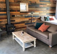 The Cottage - 58 Acre Farm Stay at Hanging Rock - Accommodation in Surfers Paradise