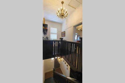 The Dewhurst - Sophisticated Entire CBD Apartment - Accommodation in Surfers Paradise 2