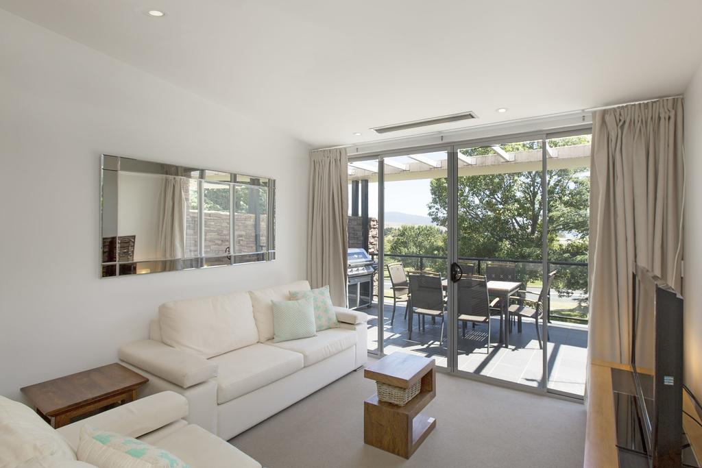 Kosciuszko NSW Accommodation in Surfers Paradise