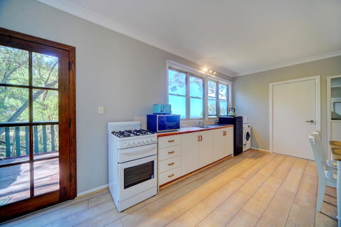 The Hillside Cottage - Accommodation in Surfers Paradise 1