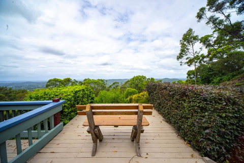 The Hillside House - Accommodation in Surfers Paradise 0