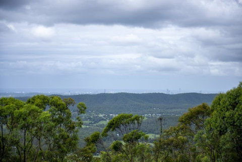 The Hillside Villa - Accommodation in Surfers Paradise 1