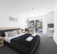 The Manly Hotel Est. 1964 - Accommodation in Surfers Paradise