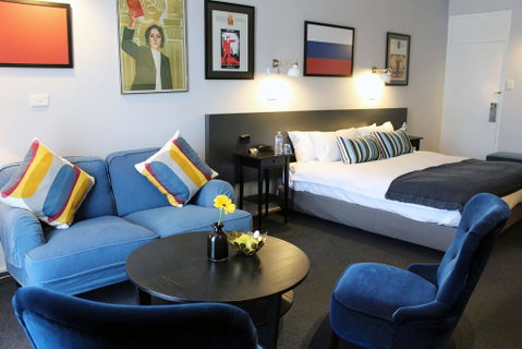 The Oriana, Orange - Accommodation in Surfers Paradise 1