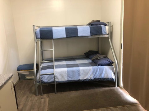 The Retreat - Accommodation in Surfers Paradise 1
