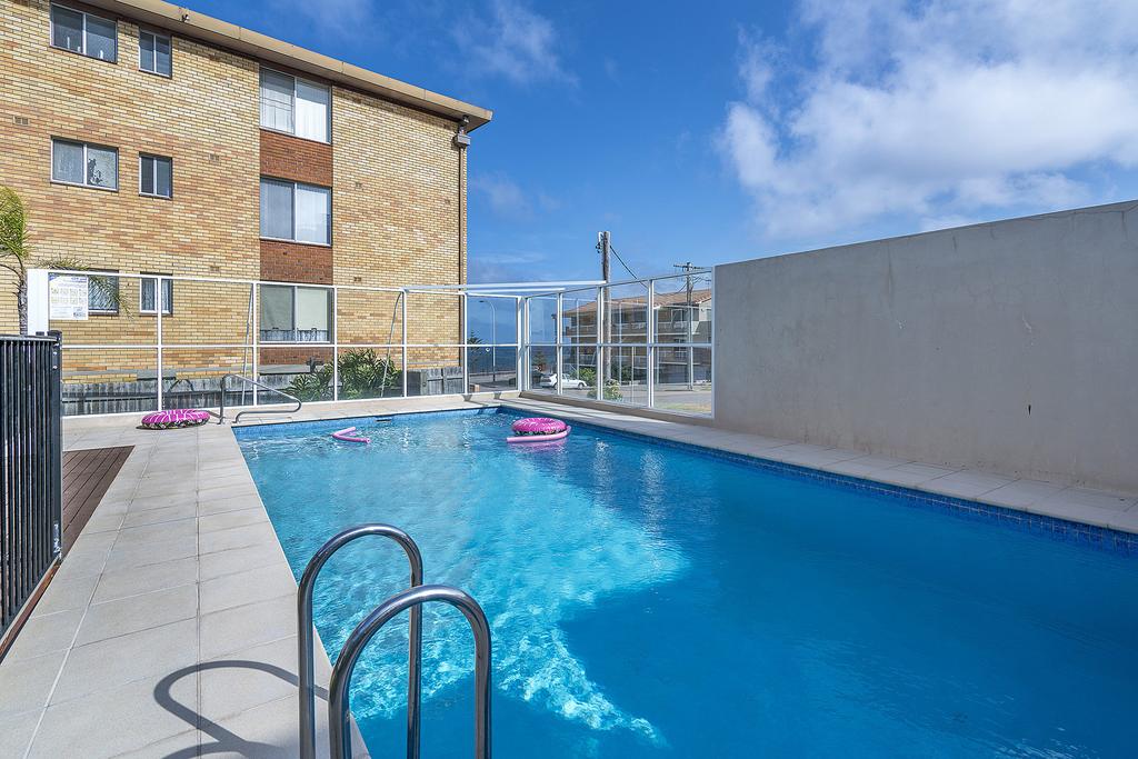 Mt Kembla NSW Accommodation in Surfers Paradise