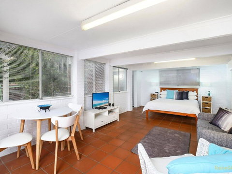 The Secret Garden - 7a Cadell St - Accommodation in Surfers Paradise 0