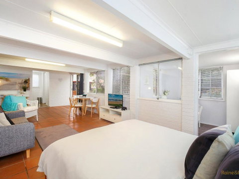 The Secret Garden - 7a Cadell St - Accommodation in Surfers Paradise 3