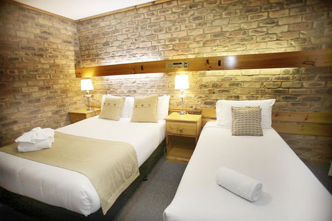 The Settlement Historic Hotel - Accommodation in Surfers Paradise 1