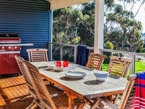 The Shack - Accommodation in Surfers Paradise 1