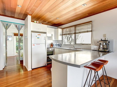 The Shack - Accommodation in Surfers Paradise 3