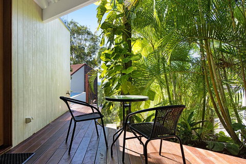 THE VIEW, TUGUN - 4 Bedrooms - Sea Views - Private Heated Pool - Accommodation in Surfers Paradise 3