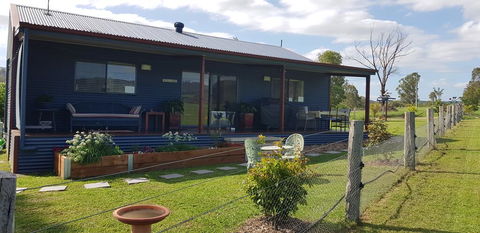 The Wattle Lodge - Accommodation in Surfers Paradise 0