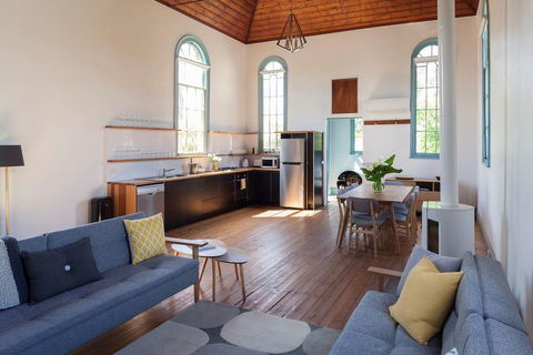 The Welsh Church - Accommodation in Surfers Paradise 2