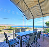 Through The Looking Glass - Accommodation in Surfers Paradise
