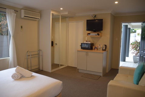 Tiarri Terrigal - Accommodation in Surfers Paradise 2