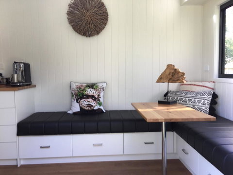 Tiny House - Accommodation in Surfers Paradise 2
