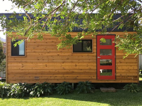 Tiny House - Accommodation in Surfers Paradise 0