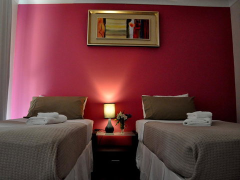 TL Warmest Homestay - Accommodation in Surfers Paradise 2