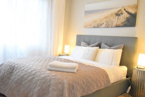 Top Mosman Location - Accommodation in Surfers Paradise 0
