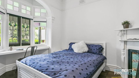 Tribeca On West Executive Escape - Accommodation in Surfers Paradise 0