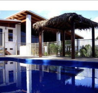 Tropicana - Accommodation in Surfers Paradise