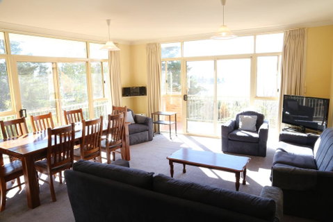 Twin Seasons 5 - Accommodation in Surfers Paradise 0