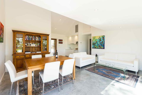 Two Doors - Accommodation in Surfers Paradise 3