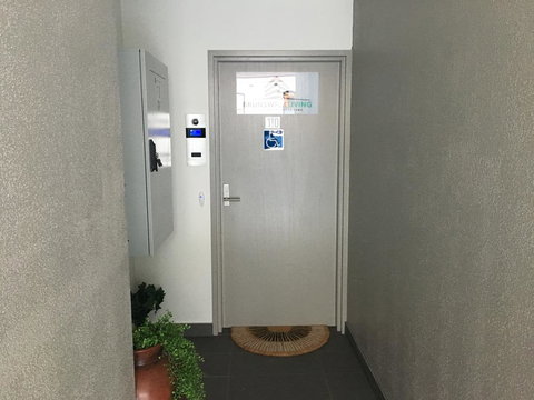 U201 Brunswick Living Brand New Deluxe Balcony Upper Floor Apartment Close To Airport And CBD - Accommodation in Surfers Paradise 1