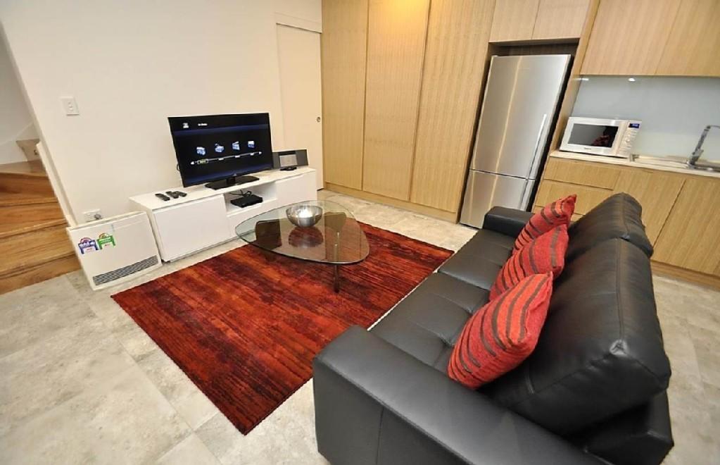 Ultimo NSW Accommodation in Surfers Paradise