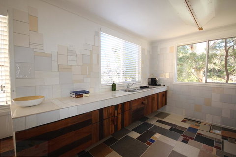 Up-cycle House Blackheath - Accommodation in Surfers Paradise 3