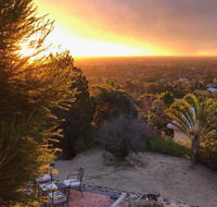 Vermillion Skies Holiday Accommodation - Accommodation in Surfers Paradise