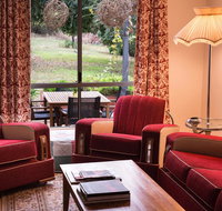 Veritas Cottage - Accommodation in Surfers Paradise