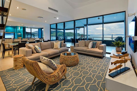 Villa 12 The Edge On Hamilton Island - Accommodation in Surfers Paradise 1