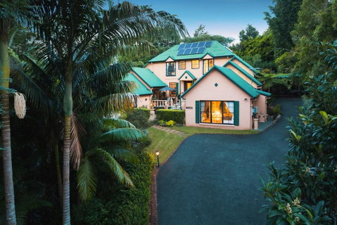 Villa Della Rosa Bed & Breakfast - Accommodation in Surfers Paradise 0