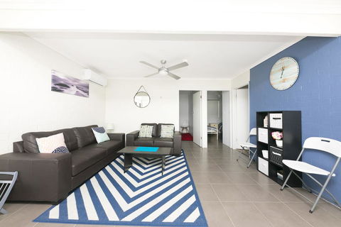Villa Forster - 1/14-16 Robert Street, Forster - Accommodation in Surfers Paradise 2