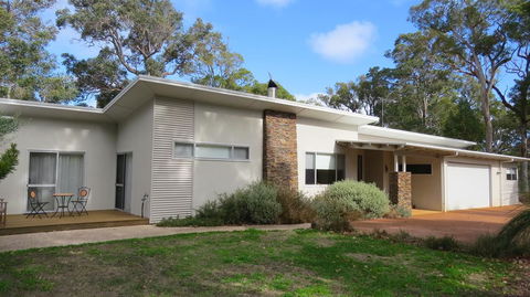 Vintners - More Space For You To Enjoy! - Accommodation in Surfers Paradise 0