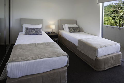 Vue Apartments Trinity Beach - Accommodation in Surfers Paradise 1