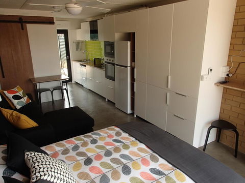 Wahgunyah Motel - Accommodation in Surfers Paradise 0