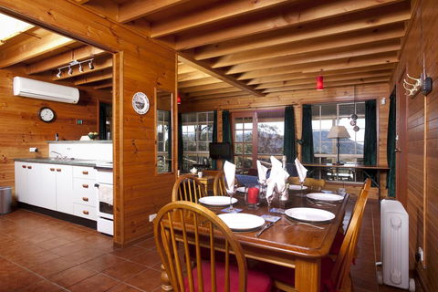 Wallaby Leap - Accommodation in Surfers Paradise 3