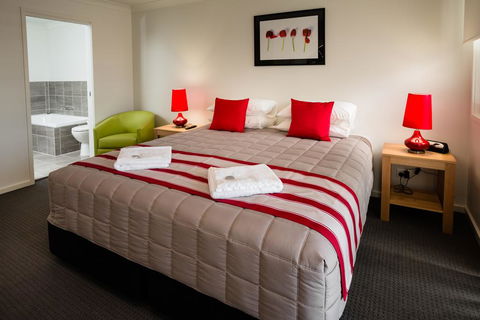 Wallsend Executive Apartments - Accommodation in Surfers Paradise 0