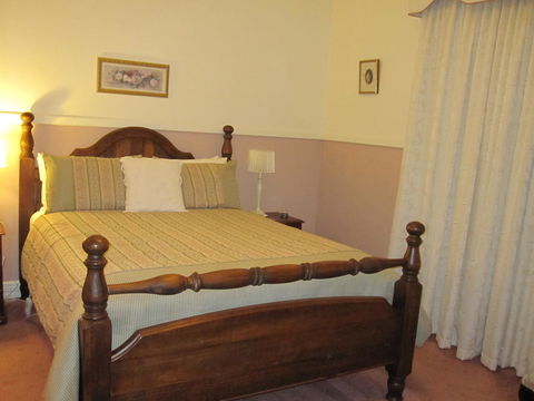 Walton House Bed & Breakfast - Accommodation in Surfers Paradise 2