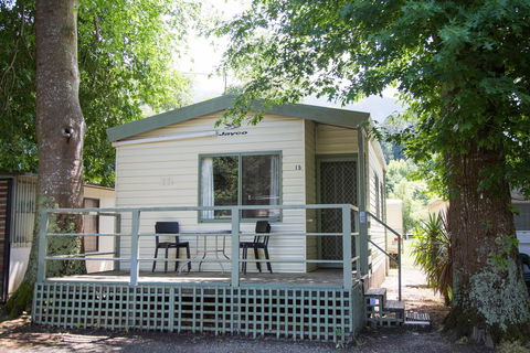 Warburton Holiday Park - Accommodation in Surfers Paradise 2