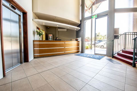 Warners At The Bay - Accommodation in Surfers Paradise 1