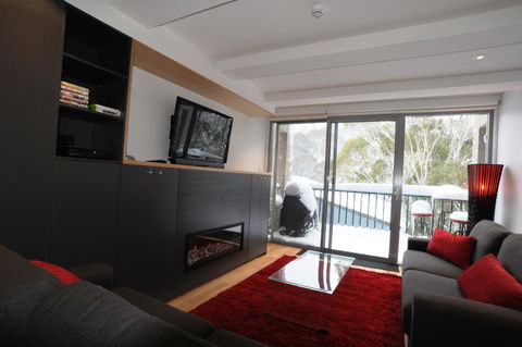 Warrina 12 - Accommodation in Surfers Paradise 0