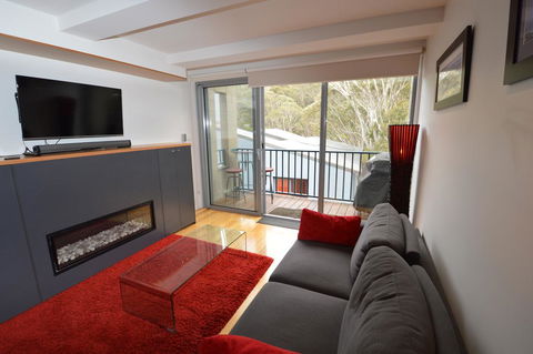 Warrina 12 - Accommodation in Surfers Paradise 3