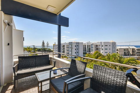 Warroo15 - Accommodation in Surfers Paradise 2