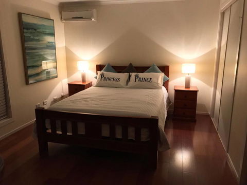 Water Front Room - Accommodation in Surfers Paradise 0