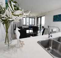 WATERFRONT DARWIN TROPICAL GEM - Accommodation in Surfers Paradise